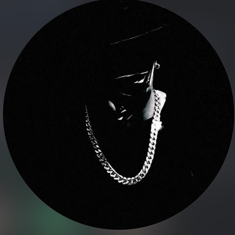 KatofromBato portrait, chain and silhouette